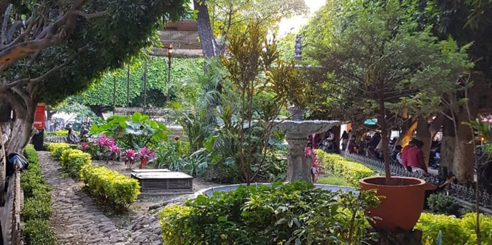 La belleza del antiguo jardín de la unión en el centro de Guanajuato